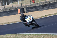 brands-hatch-photographs;brands-no-limits-trackday;cadwell-trackday-photographs;enduro-digital-images;event-digital-images;eventdigitalimages;no-limits-trackdays;peter-wileman-photography;racing-digital-images;trackday-digital-images;trackday-photos